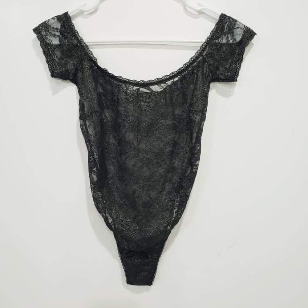 Victoria's Secret Black Lace Sheer Bodysuit Sz SM NWT